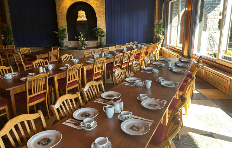 IMG_1010 Kaffeetafel